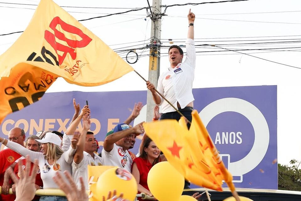 Em Araripina, João Campos detalha suas propostas para o Sertão