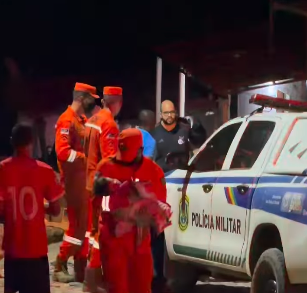 Mãe é presa em flagrante após morder e arremessar bebê de 7 meses no chão em Araripina