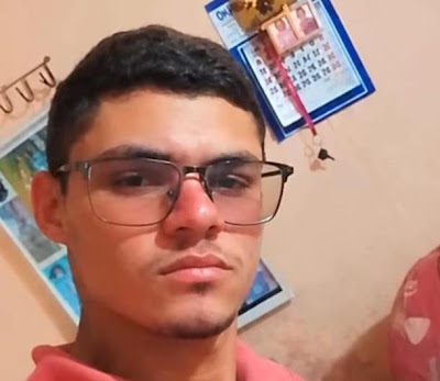 Família contesta versão da PM e diz que viatura bateu em moto de jovem em Trindade