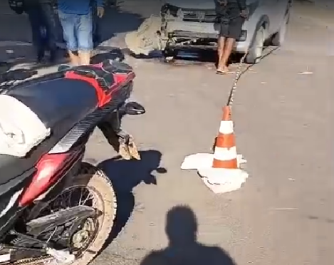 Araripina: Colisão entre carro e motocicleta deixa um morto no centro da cidade