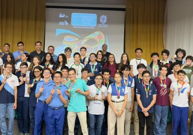 Aluno da Escola SESI de Araripina conquista medalhas na OBMEP 2025