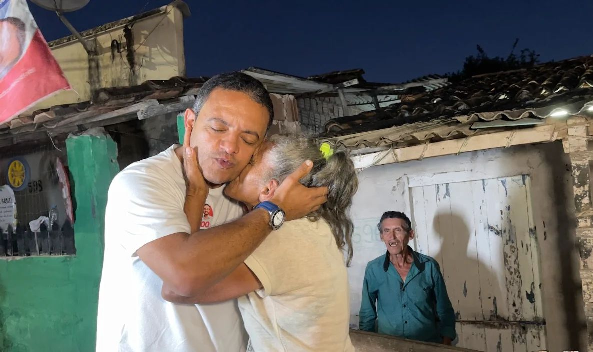 Léo do Ar amplia agenda nos bairros de Gravatá na reta final da campanha